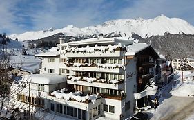 Alpen Comfort Hotel Central Nauders